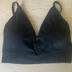 NVGTN Black Glimpse Ribbed Seamless Bra
